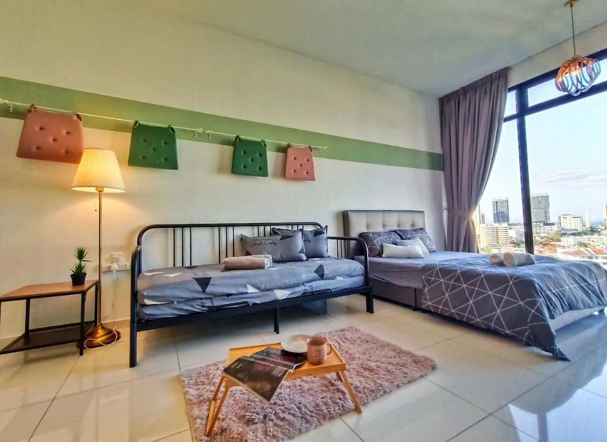 2Br Luxury Rooftop Swimming Pook Homestay@Georgetown@10Pax - 无敌美景两房民宿