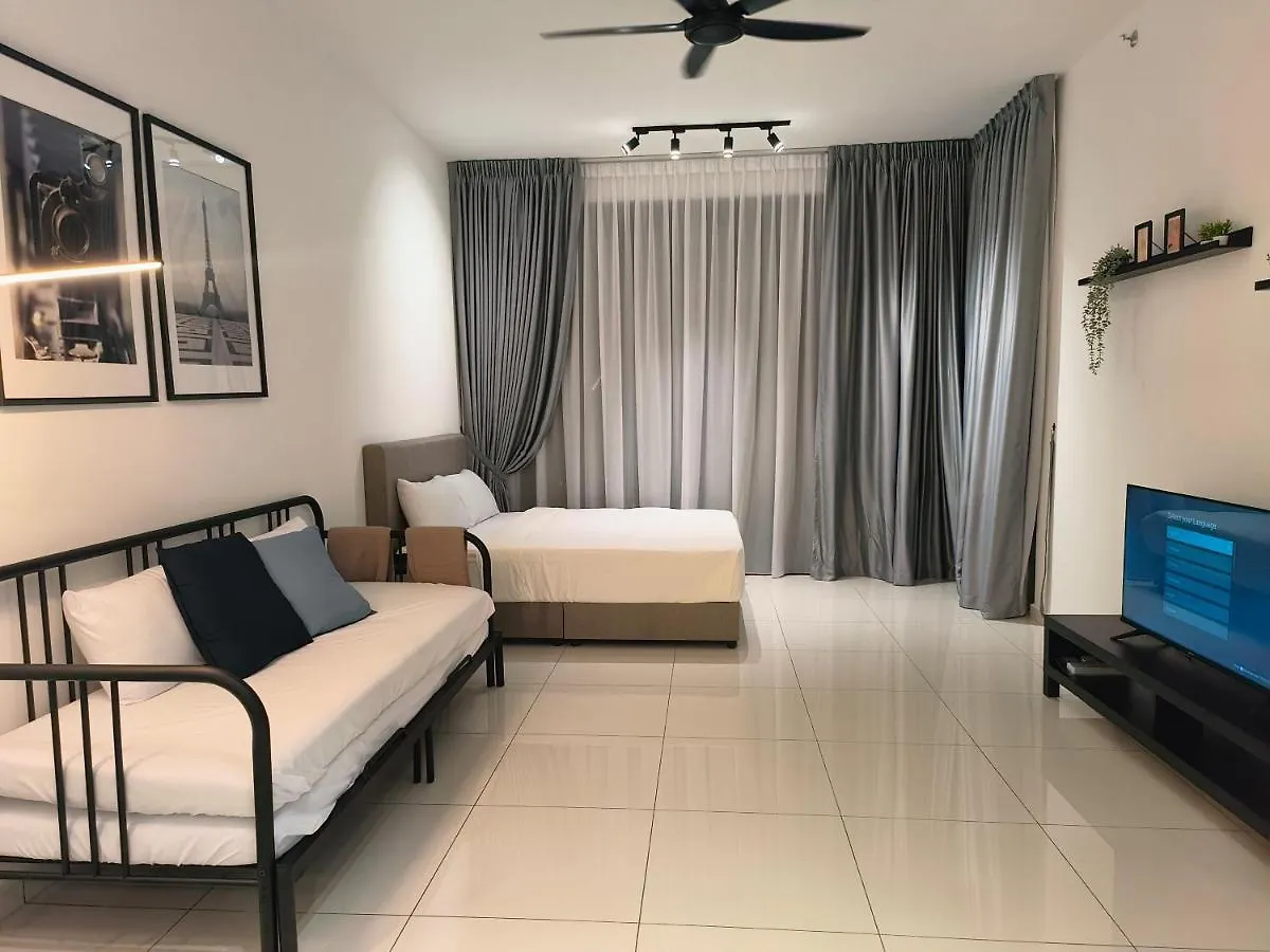 2Br Luxury Rooftop Swimming Pook Homestay@Georgetown@10Pax - 无敌美景两房民宿 Apartamento
