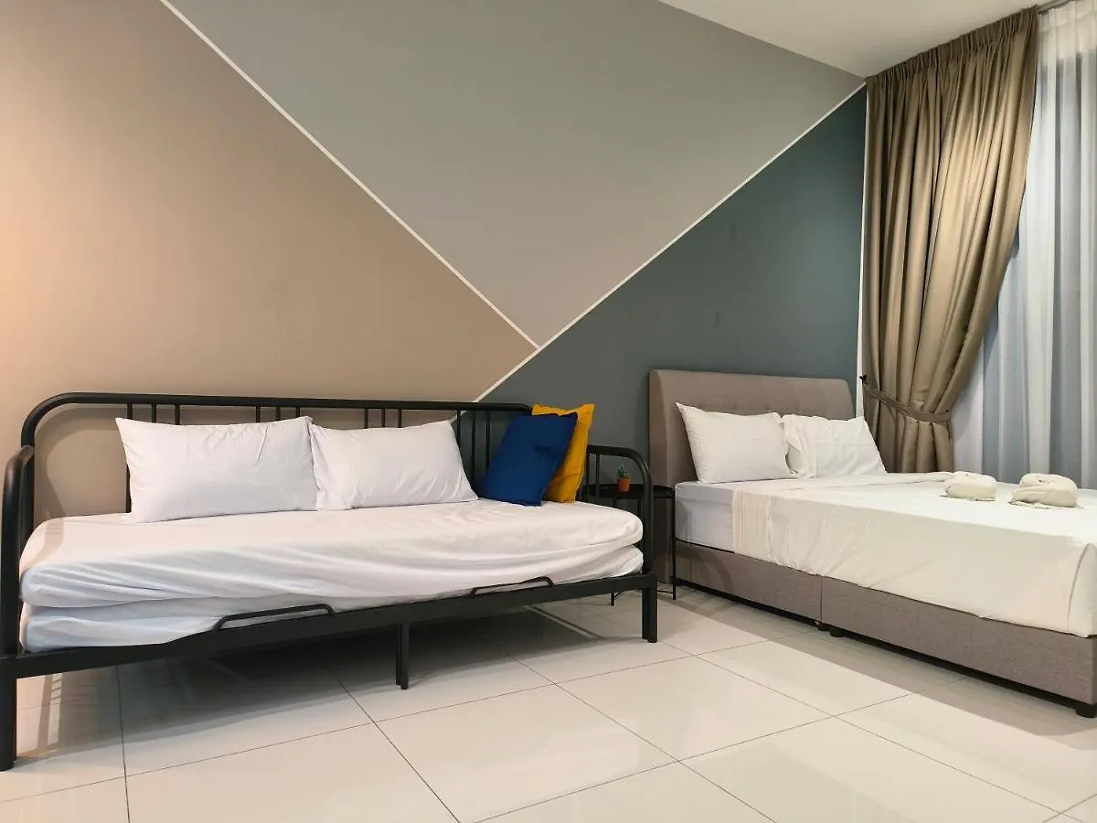 2Br Luxury Rooftop Swimming Pook Homestay@Georgetown@10Pax - 无敌美景两房民宿 Malasia