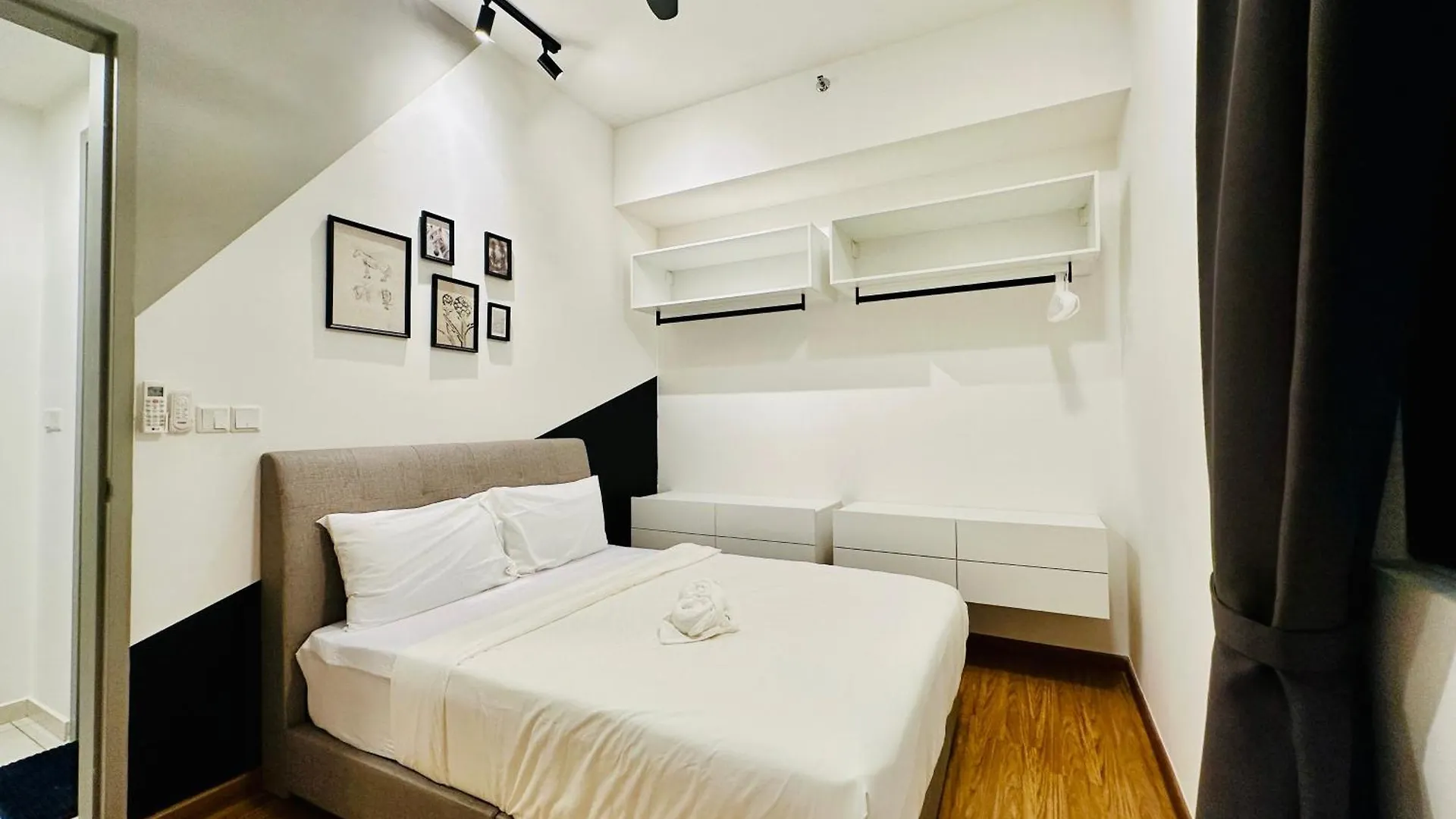Apartamento 2Br Luxury Rooftop Swimming Pook Homestay@Georgetown@10Pax - 无敌美景两房民宿 Malasia