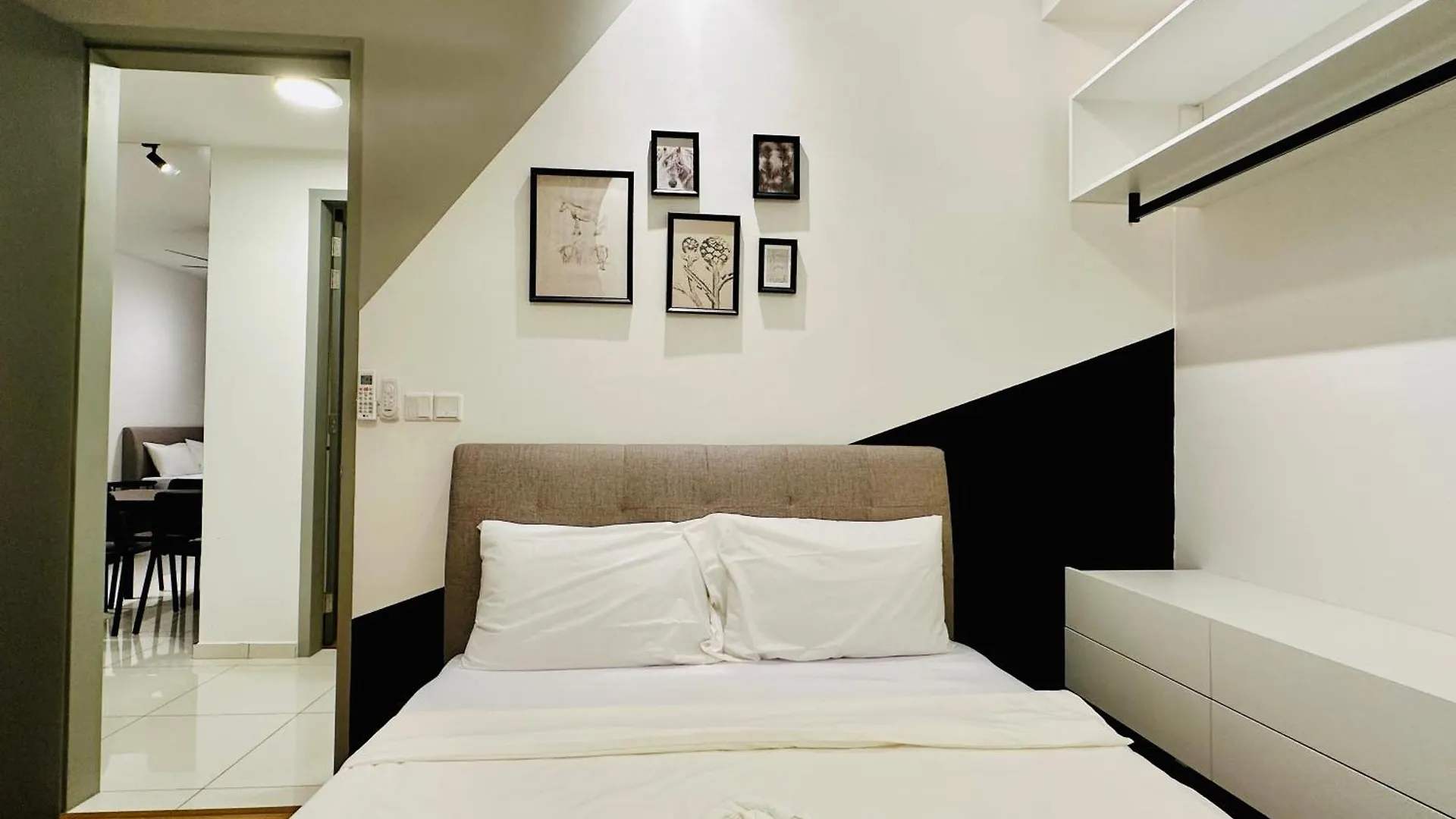 2Br Luxury Rooftop Swimming Pook Homestay@Georgetown@10Pax - 无敌美景两房民宿 0*, George Town Malasia