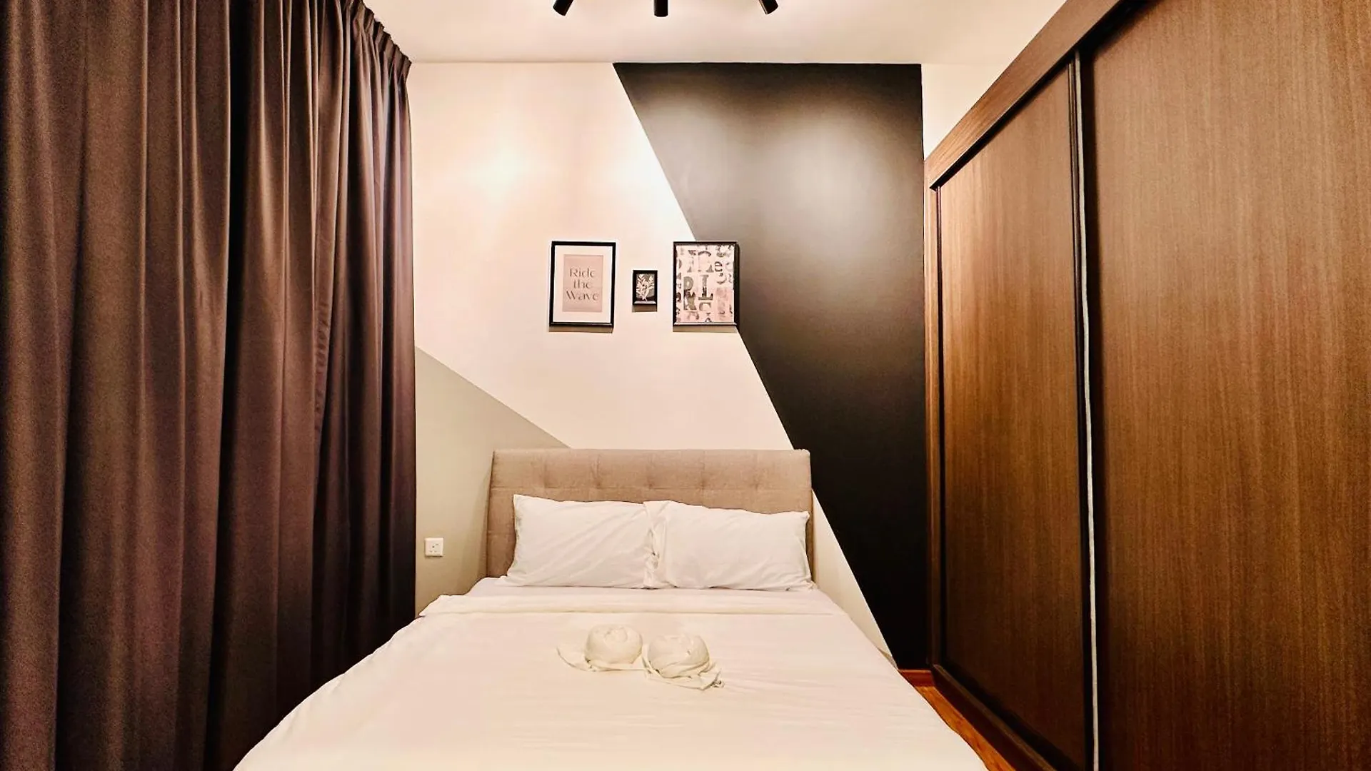 2Br Luxury Rooftop Swimming Pook Homestay@Georgetown@10Pax - 无敌美景两房民宿 Apartamento George Town