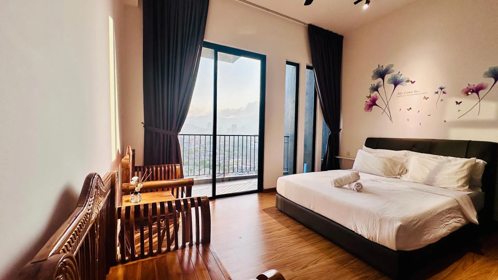 2Br Luxury Rooftop Swimming Pook Homestay@Georgetown@10Pax - 无敌美景两房民宿 Apartamento