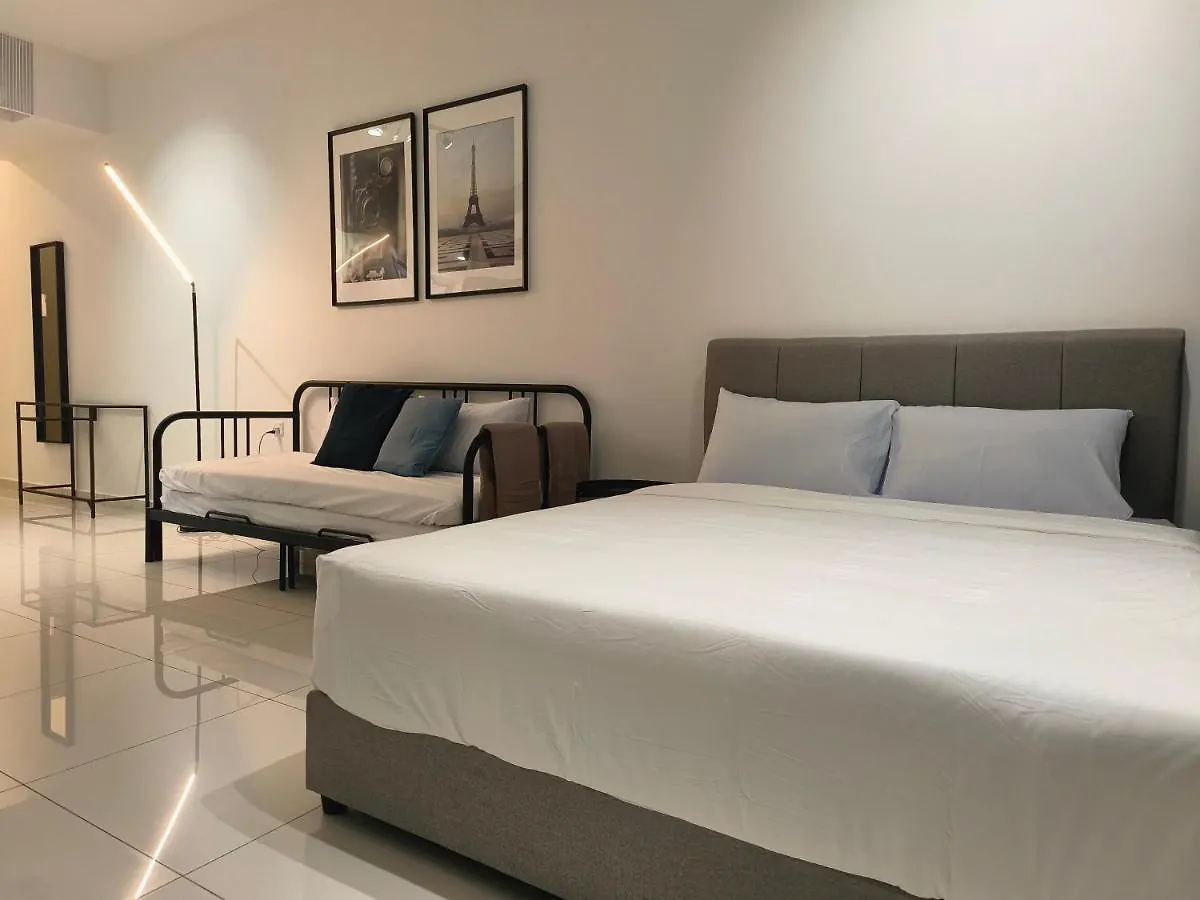 Lägenhet 2Br Luxury Rooftop Swimming Pook Homestay@Georgetown@10Pax - 无敌美景两房民宿